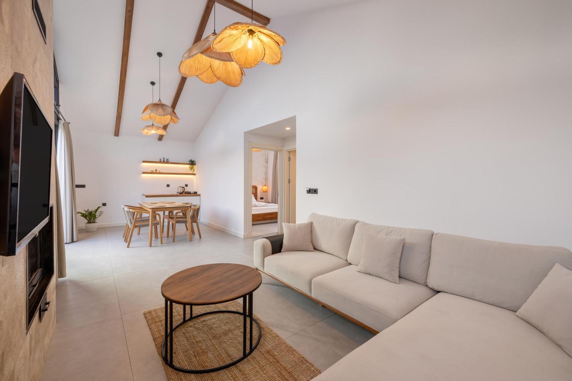 Rota Kilidonia Karaoez Suites&Villas Exterior photo
