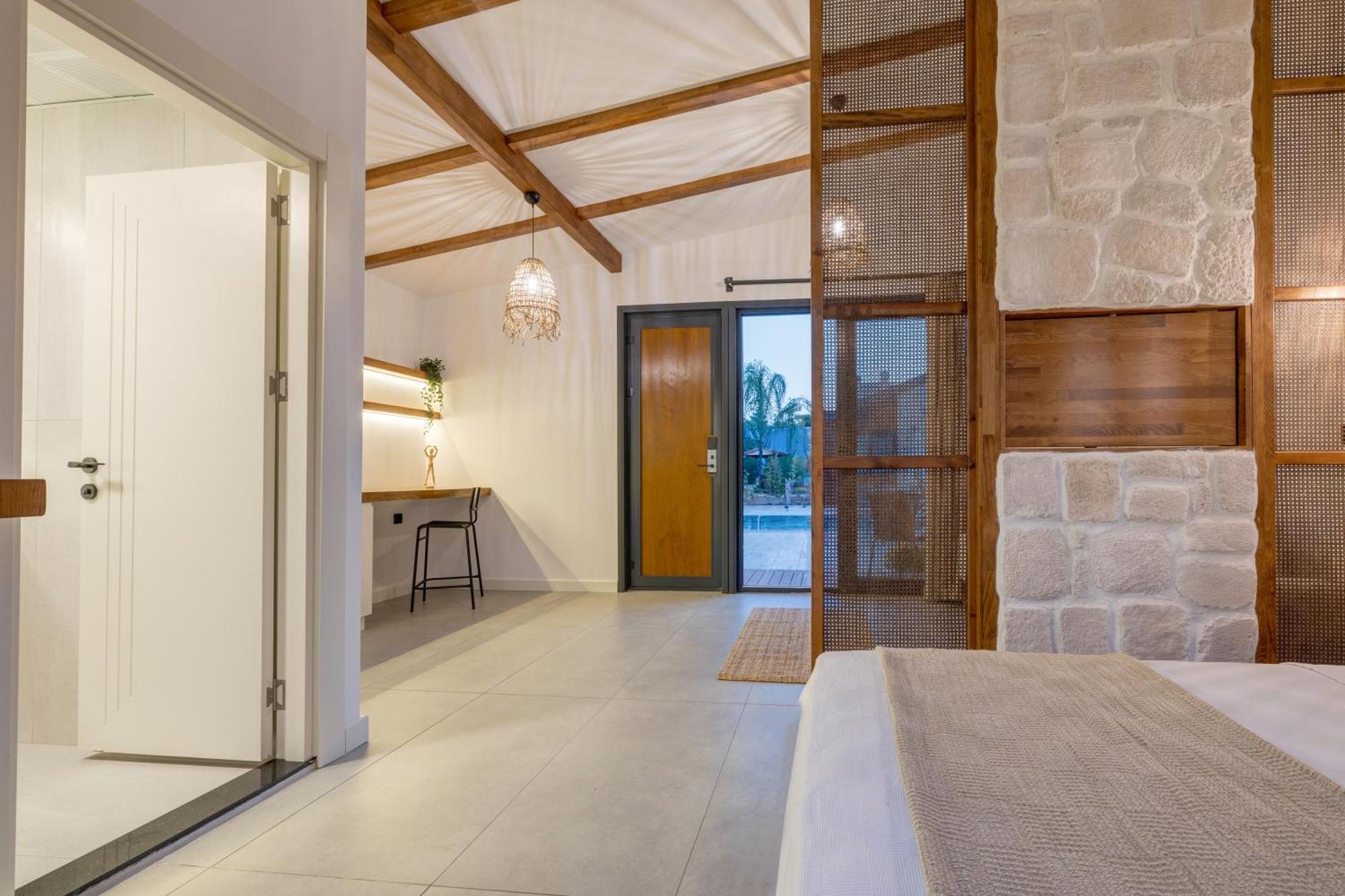 Rota Kilidonia Karaoez Suites&Villas Room photo