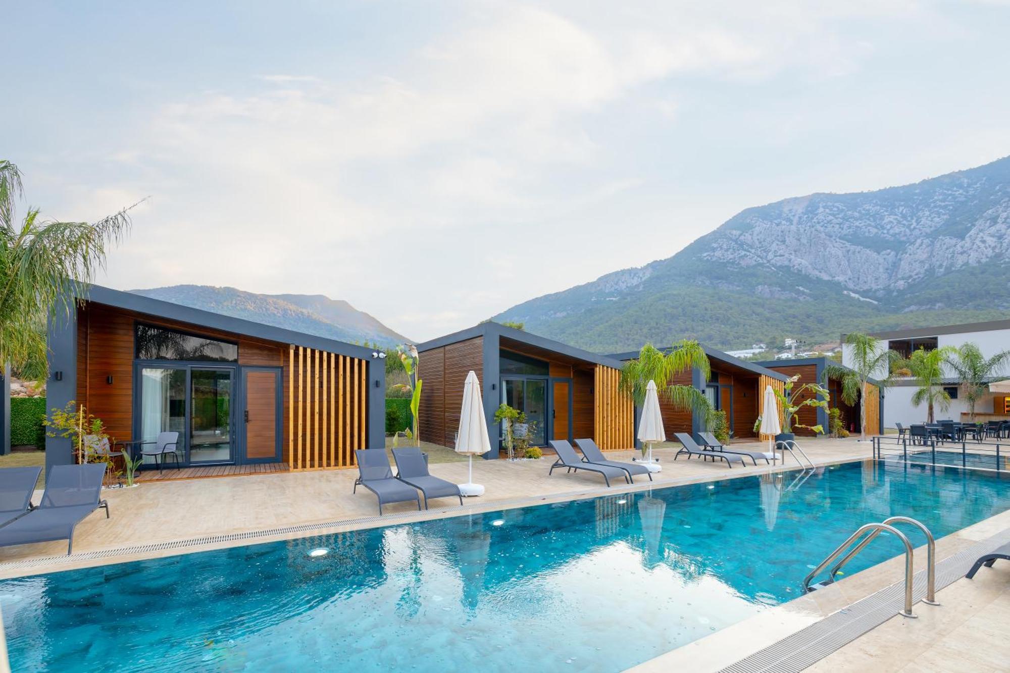 Rota Kilidonia Karaoez Suites&Villas Exterior photo